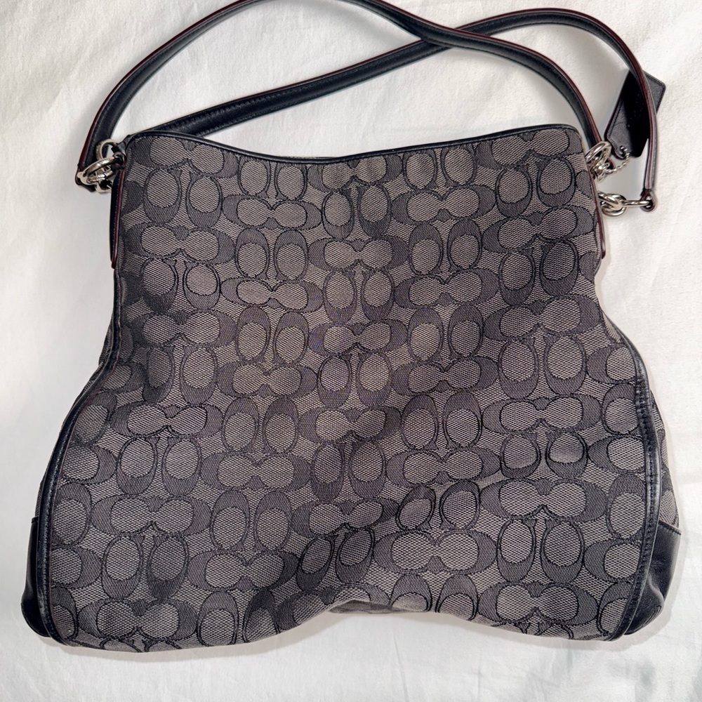 👜 Coach Signature Soho Flap Hobo Shoulder Bag